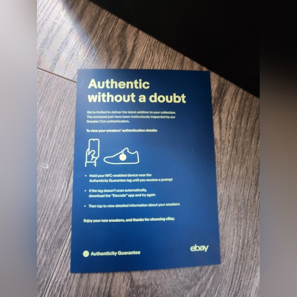 ADIDAS YEEZY BOOST 350 V2 - Picture 8 of 8